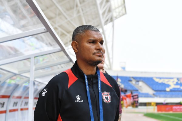 官方：陕西齐集主素质乔瓦尼离任，战绩12胜9平12负位列第9位