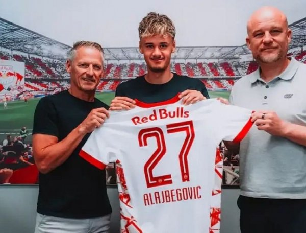 德太空：勒沃库森磋商回购18岁边锋阿拉杰贝戈维奇